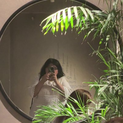 she/her | surviving on cats, poems, politics, design and art