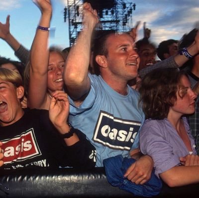 shuggythebear's profile picture. Liverpool FC fan.  Oasis. Indie rock music fan.  Views entirely my own.
#DONTBUYTHESUN