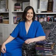 NYT, Today bestselling author. Romance lover, kiss enthusiast, mom of 3, dreamer of Fassbender. Always open to talk books, https://t.co/sRoGr2J2rU?