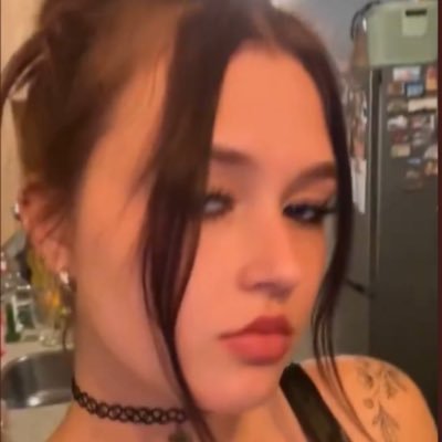 GodinLisa999's profile picture. Not your babe, your weakness 💋 Are you bold enough to try? 💸 I’m the trouble you wanna keep😉🥵mijn verjaardag: 24 maart🎈 #findomnl #nopaynoplay