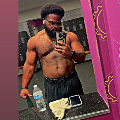 •Young dumb & full of cum|•26|•Straight (BULL🐂) |•True 2 this not new 2 this|•OF💙 link 👇🏾