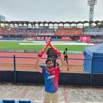 Software Developer | Sports fan, cricket expert(self proclaimed :D)