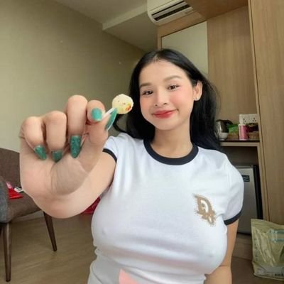 SosanaZafi95464's profile picture. down for hookup and also have funds