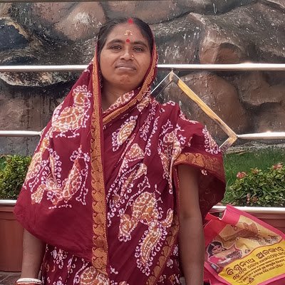 sabitrikhamari's profile picture. 