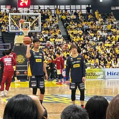 oAUsNQktM4975v4's profile picture. 使わないTwitter