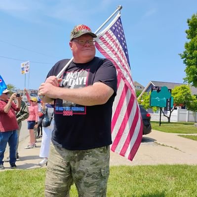 God fearing man, proud MAGA patriot, proud father concerned about the future for my 3 sons.