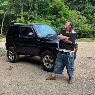 kumu7's profile picture. どうも、kumuです('◇')ゞ 初心者ジムニー乗りです。エレクトーン、ドラム（バンド）、車、バイク、KOF98umol、ガンプラなどの事、youtubeチャンネル（チャンネル名kumu7、kumuエレクトーンチャンネル）などの事を、日常的な事を呟いています(*'▽')無言フォロー失礼します。