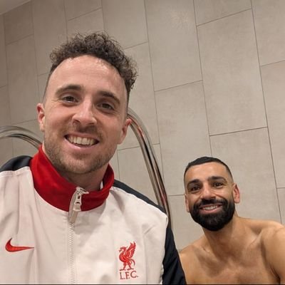 LFCJPD's profile picture. LFC for life 🔴|RIP Diogoal❤️🇵🇹|Guess the player🤔| 
@MikeytheRabbit |@LFCJPD2
|https://t.co/KHZYpxuco2
