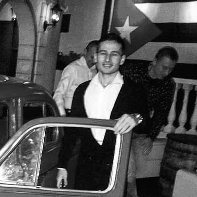 PİYASADA HER ZAMAN BİR YERLERDE FIRSAT VARDIR. FIRSAT HİÇBİR ZAMAN BİTMEZ.
FIRSATLARIN SADECE İSİMLERİ DEĞİŞİR.