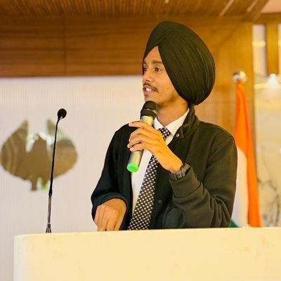 🥇🎓CA Finalist ⛳
🇮🇳 INDIAN PUNJABI SIKH 🙏🏻
15 Aug 🎂
FOREVER GRATEFUL