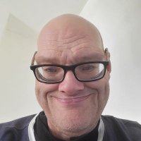 Darren Andrews (@andrews42832) 's Twitter Profile