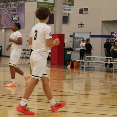 @gotimebb puma circuit 5’7 point guard hamilton southeastern c/o 2029. 317-525-4843