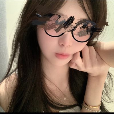 22歳/一応裏垢/愛しの部長について呟く/おじさん好き / ぽっこりお腹好き / お酒好き / 温泉旅行好き / 料理好き / あそこの受付の人です / 控えめに言って変態 / 口と手が得意 / 聞き上手/いつか会ってみたい/サブ垢@koyuki_sub21