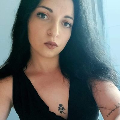 Lucero Hogaza León por siempre ♧
Mónica Naranjo.
🦋08~12~2019🦋
