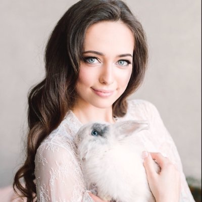 💹Senior Manager, International Speculative Banking Programs | ✍️ Semiconductor Investor | ⚙️ High-end Jewelry and Watch Dealer | 🚫 Cryptocurrency 🚫Porn