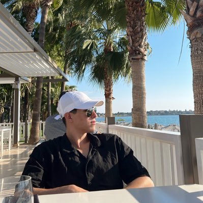 Options traderð| Founder of @TheOptionCartel | 23 | Volume and Price action analysis