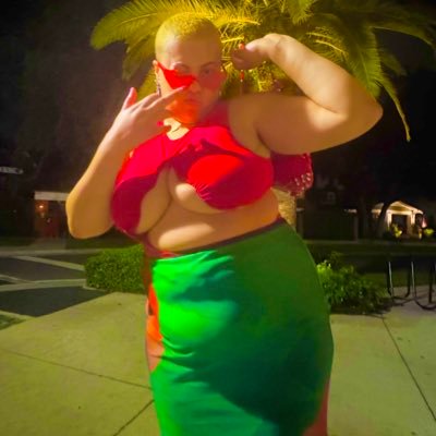 ADHD so severe its AD4K | Howard Alumna | She/Her | IG: __a1_saucey | 🏳️🌈 #BLM 🍉
