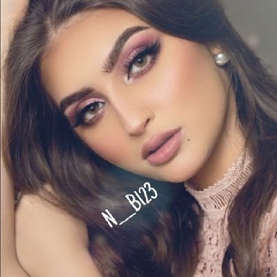 نبض المشاعر 👑 🌹 مديرة #قوافي #الشعر مطنوخه محدن على كيفه يمشيني اقدح من راس فكري و اتقهوى به #بنت #قحطان
