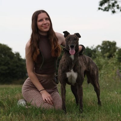 Chlomnk's profile picture. :)