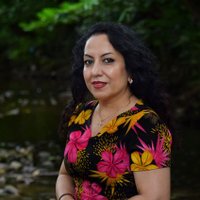 Fariba (@sylvyn_nft) 's Twitter Profile