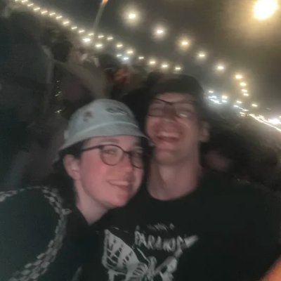 AustinCarroll33's profile picture. still mentally at glasto '25