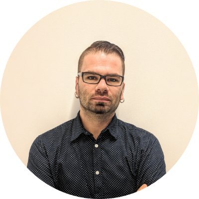 zadrotmedia's profile picture. 🤓 Copywriter bringing 24 years of writing experience to the table | Medior #SEO specialist | Punk | LinkedIn: https://t.co/9FeCMF2aSt