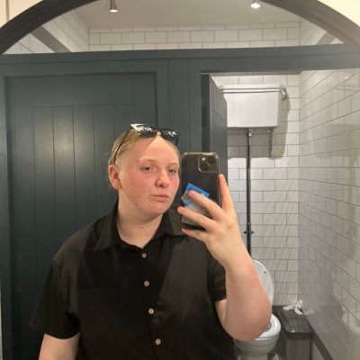 17 • up the mags • i love sam fender, football & ukyt • https://t.co/KlLTh5pAuj