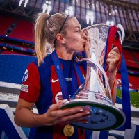 m (@alexiafirstfan) 's Twitter Profile