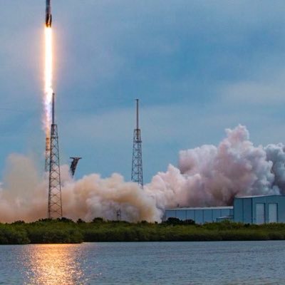 em_xfactor383's profile picture. 𝐂𝐄𝐎 𝐨𝐟 𝐓𝐞𝐬𝐥𝐚 𝐂𝐚𝐫𝐬 🚘| 𝐒𝐩𝐚𝐜𝐞𝐗 🚀|𝐎𝐰𝐧𝐞𝐫 𝐨𝐟 𝐁𝐨𝐫𝐢𝐧𝐠 𝐜𝐨𝐦𝐩𝐚𝐧𝐲 🪐