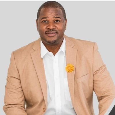 Creative Entrepreneur, Actor, Broadcaster, Musician & Arts Academic refilwe@missbachelorette.co.za
I.G: @sebasamogale
