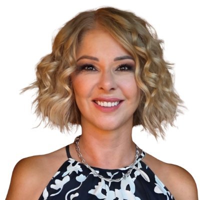 theaginggames's profile picture. Natural Menopause 🚺 | Circadian Health 🔬
Keto/Carnivore 🍖 | Fasting 💦 | Cold Therapy ❄️
Hiking & Nature Lover 🥾 | Bestselling Author 📚