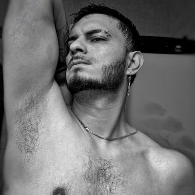 🇲🇽-Mexicano
📍 - CDMX
📷ig - rk_ivn
Buscando mi propia felicidad.!