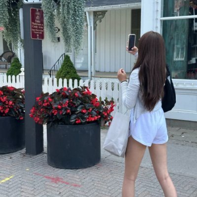 Lilmuu01's profile picture. When you have a dream, you’ve got to grab it and never let go✌