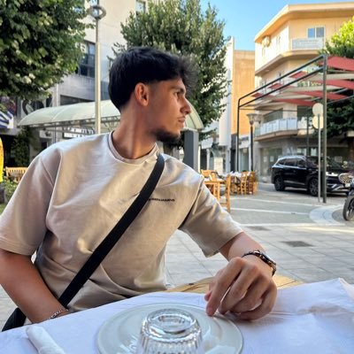 sseensoy's profile picture. 