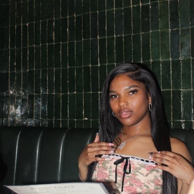 PRohandrea's profile picture. 111| 777  loass girlie. manifesting my whole life✨