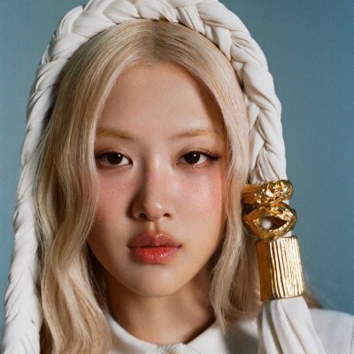 I stan talented people
ROSÉ | SEVENTEEN | NADINE LUSTRE