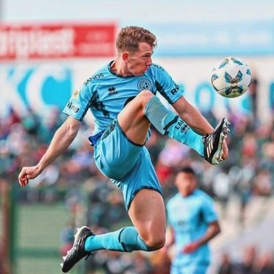Roloneta_cab's profile picture. Esteban Rolón mi religión (Sarcasmo). Hincha de Belgrano 🏴‍☠️💙. Odio el Anti Fútbol de Zielinski y Farré . LOS TROLOS DE TWITTER ME CERRARON LA OTRA CUENTA