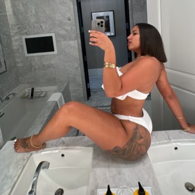 Carrieās angel š¼š½ IG : PrettyJadeeš