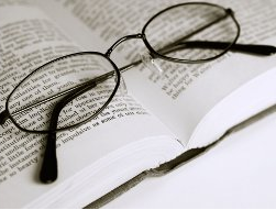 Do you ever wonder what book to read next? Read reviews and choose your next book at What Book to Read