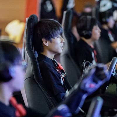 16歳 GT7
Honda Racing eMS ’24 U17 Finalist
TGReMSチャレンジリーグ ’24 3rd🥉
デルタモータースポーツ eスポーツチーム