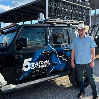 UARK Alumni 🐗 | Christian | Weathe☈ Forecaster for @5news | Photographer | Eagles fan 🦅