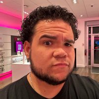 Ricardo Roperto (@3men2ricky) 's Twitter Profile