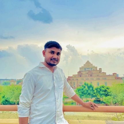Socialist-जो गलत है उसका विरोध सीना ठोककर कीजिए,इतिहास आपको बागी कह सकता लेकिन गुलाम नहीं.