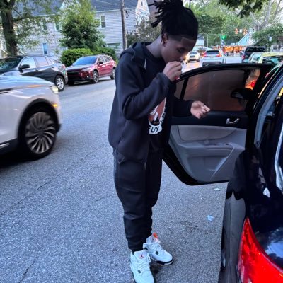 Rayshwn_'s profile picture. 