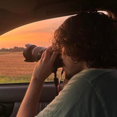 AKA Tyler - Aspiring Met from the Desert. Any day spent on a storm is a good day.⚡️ Enthusiast. Coowner of @DominatorsSW. OUSoM ‘27. @hannahc_wx 💙