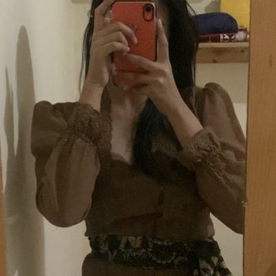 ay_ytf's profile picture. ga ada bio, masih newbie