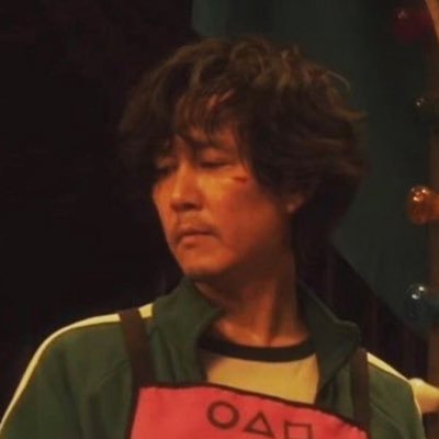 _L0vecatss's profile picture. °☆| 🍉 | 15 | She/her | heavy like/rt | Multifandom |☆° | SQUID GAME SQUID GAME