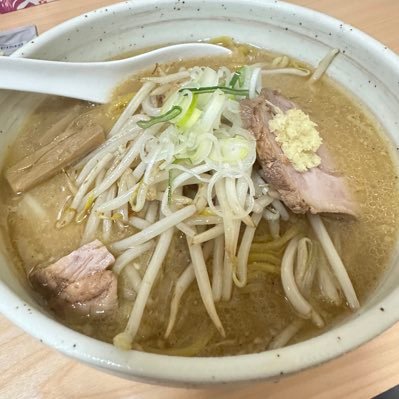新たな人生って。 日が昇る様にかわらないよなー😛人生なんて楽しんだ者勝ち🏅楽しいが最高‼️ 一緒に楽しも〜🫵🏻 島から戻ってまた釣りを再開 こっちに居た頃と魚種、時期の変化がまだわかってない。