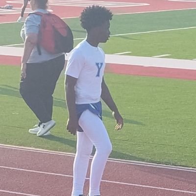My name is Germarion Robinson I'm a student/athlete I play RB/SS LB Class of 2030 School Yoakum JH, Height 5'7 Weight 145 ( Football/Track)