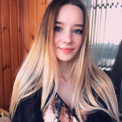 It’s not the mountain we conquer, but ourselves.| Golf⛳️| Adventure's🏞| Enjoys making new friends 😉 | Independent women🌟| Travel✈️staunch conservative